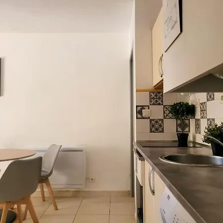 شقة 5 Couchages + Jardin A 150m Des Plages *