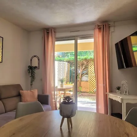 شقة 5 Couchages + Jardin A 150m Des Plages